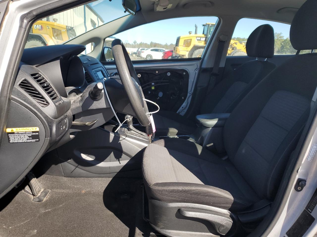 2015 Kia Forte - Image 7