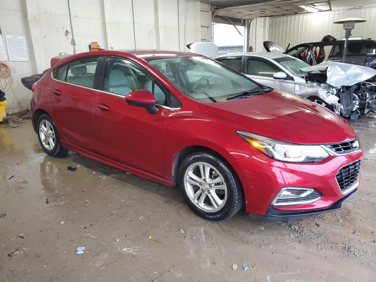 2017 Chevrolet Cruze - Image 4