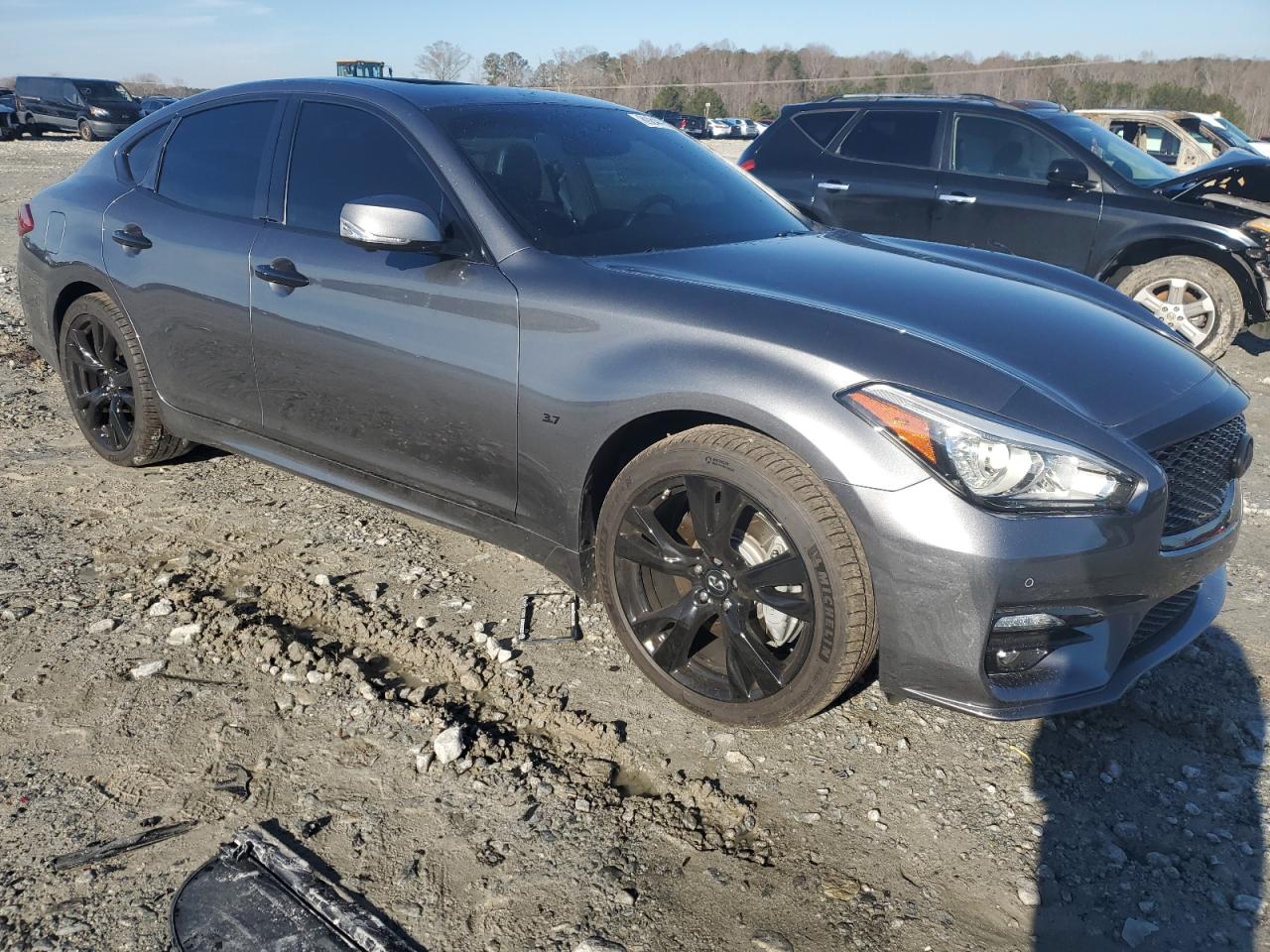 2016 Infiniti Q70 - Image 4