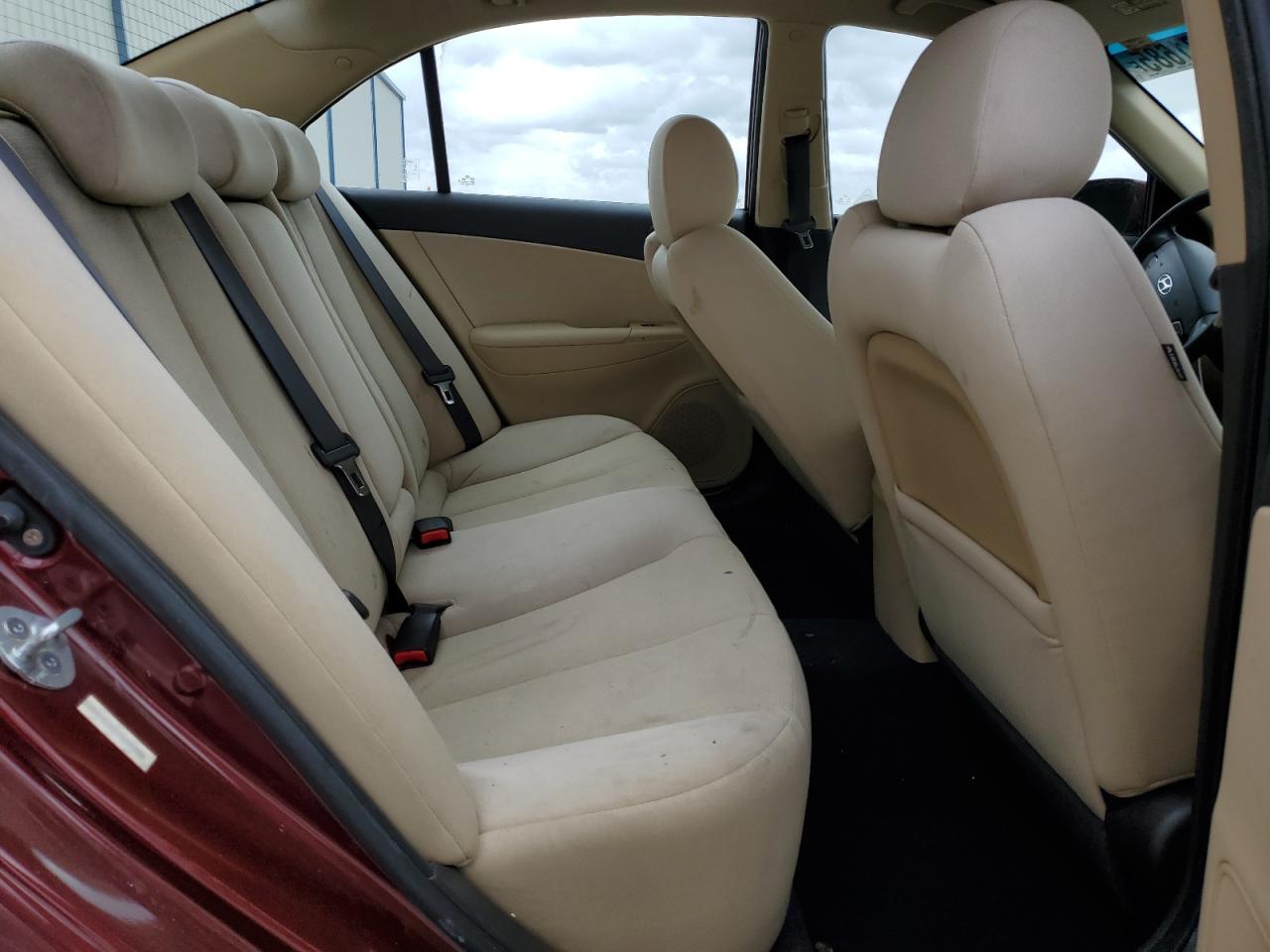 2009 Hyundai Sonata - Image 10