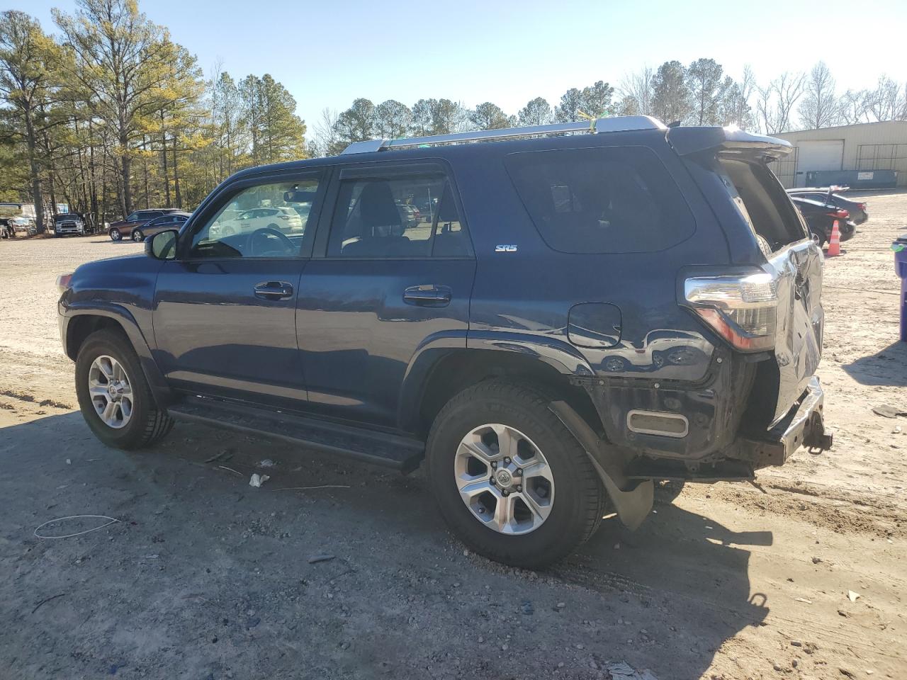 2015 Toyota 4Runner - Image 2