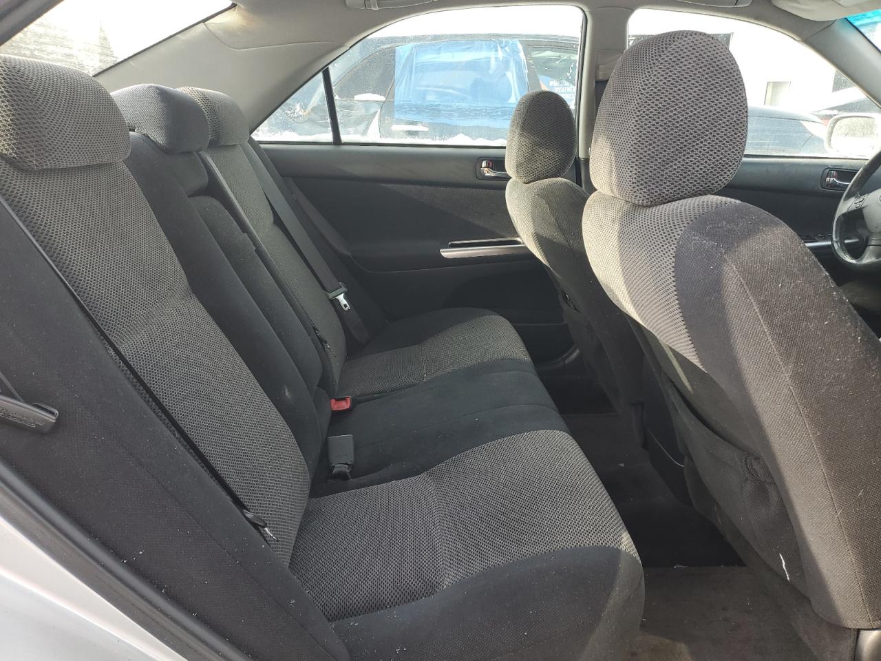 2005 Toyota Camry - Image 10