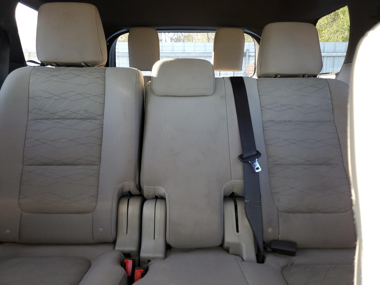 2014 Ford Explorer - Image 10