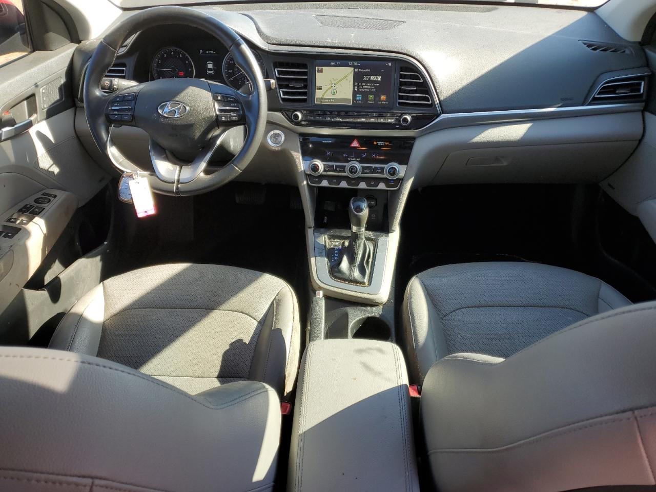 2020 Hyundai Elantra - Image 8