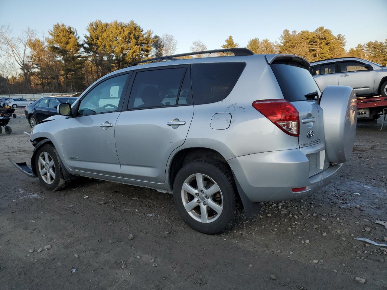 2006 Toyota RAV 4 - Image 2