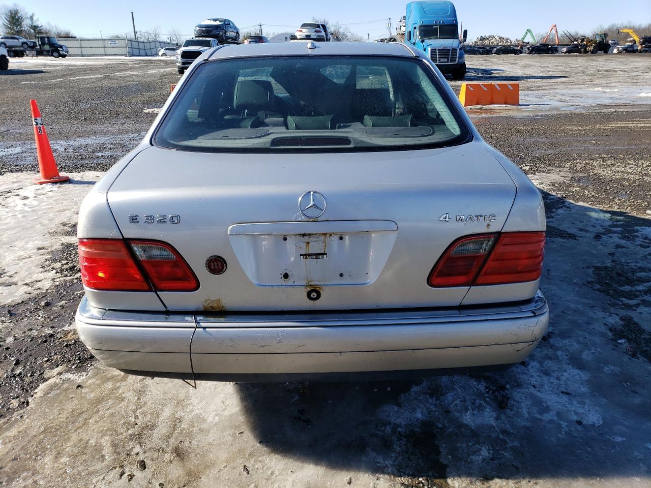 2000 Mercedes-Benz E-klasse - Image 6