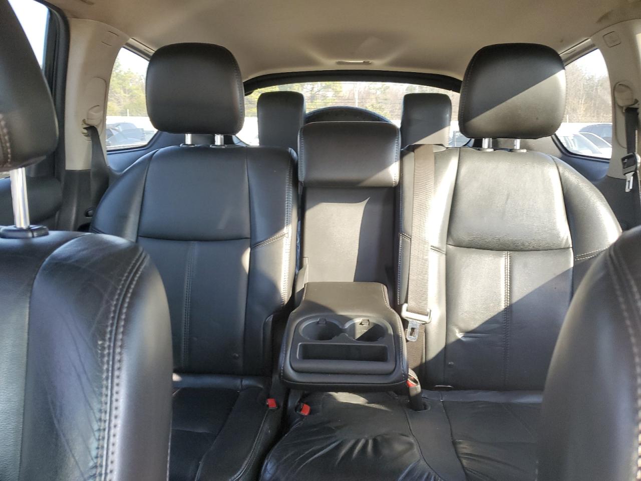 2014 Nissan Pathfinder - Image 10