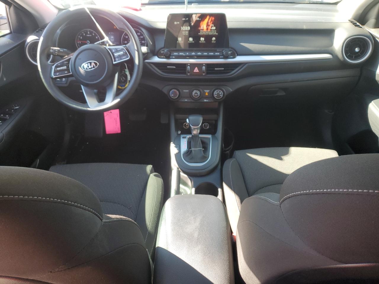 2020 Kia Forte - Image 8