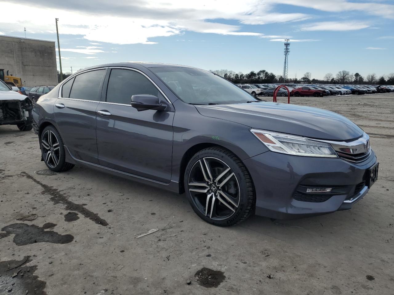 2017 Honda Accord - Image 4