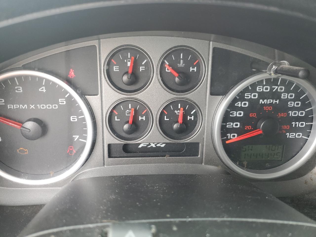 2004 Ford F-150 - Image 9
