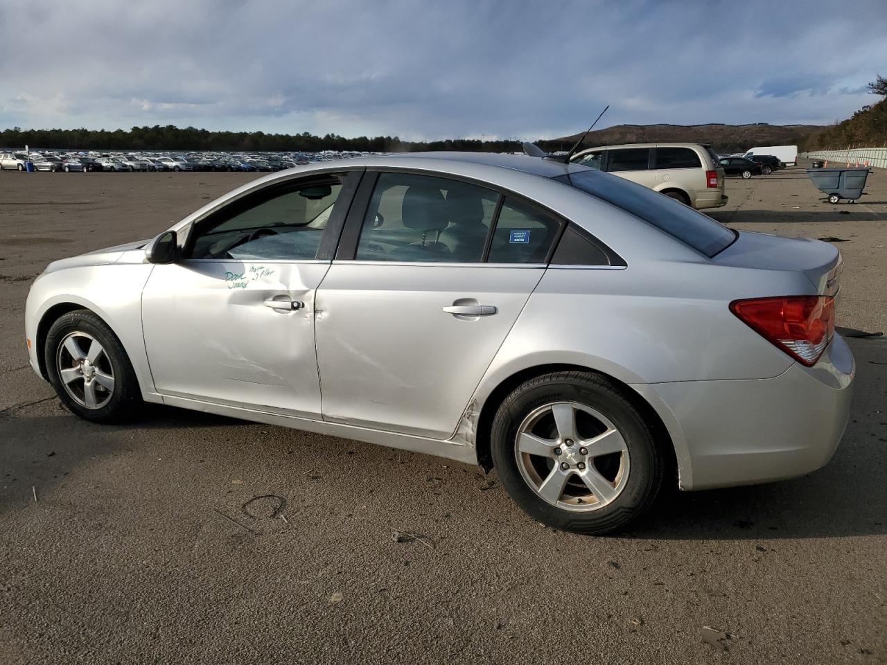2014 Chevrolet Cruze - Image 2