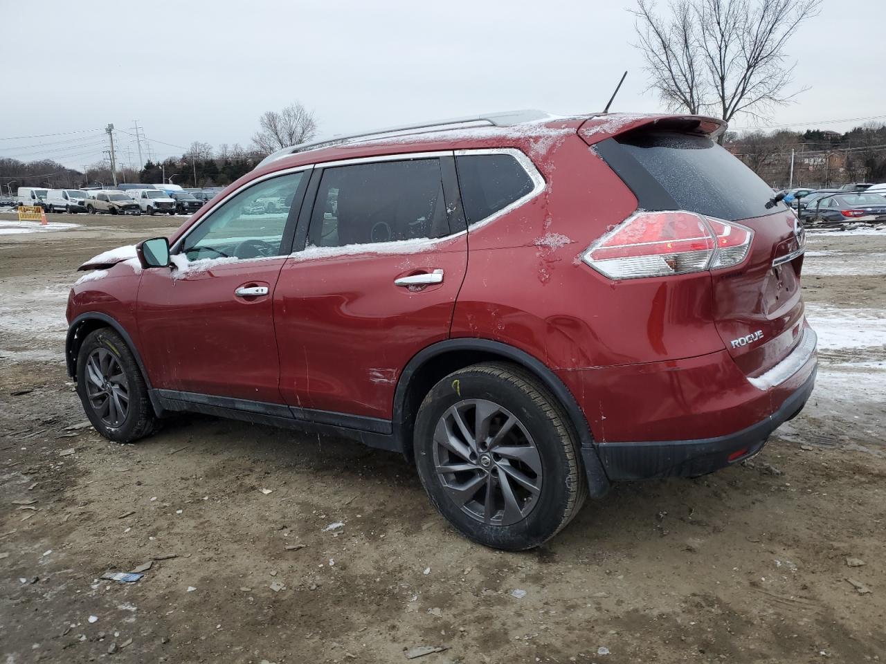 2016 Nissan Rogue - Image 2