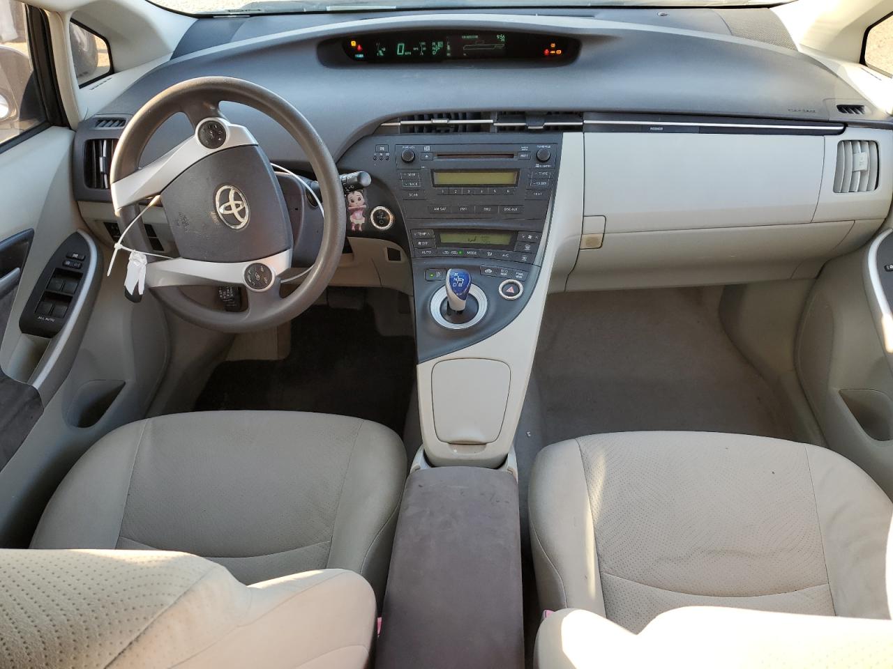 2010 Toyota Prius - Image 8