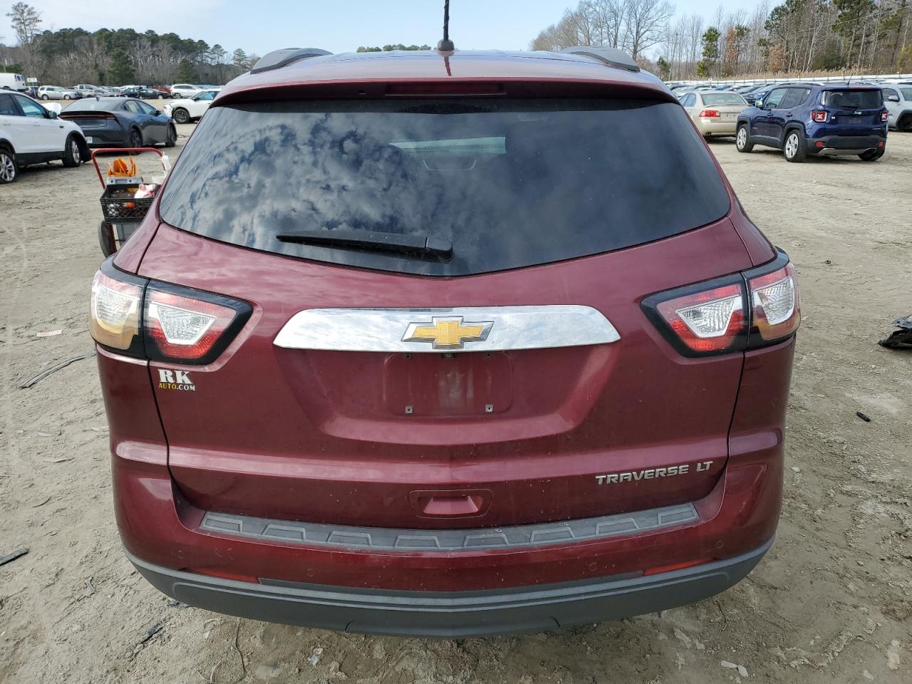 2015 Chevrolet Traverse - Image 6