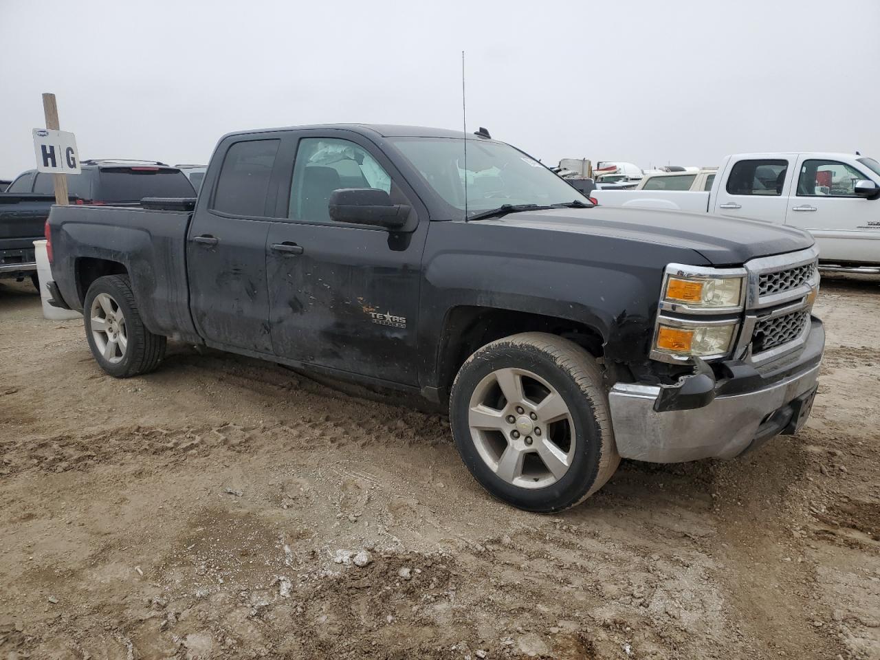 2014 Chevrolet Silverado - Image 4