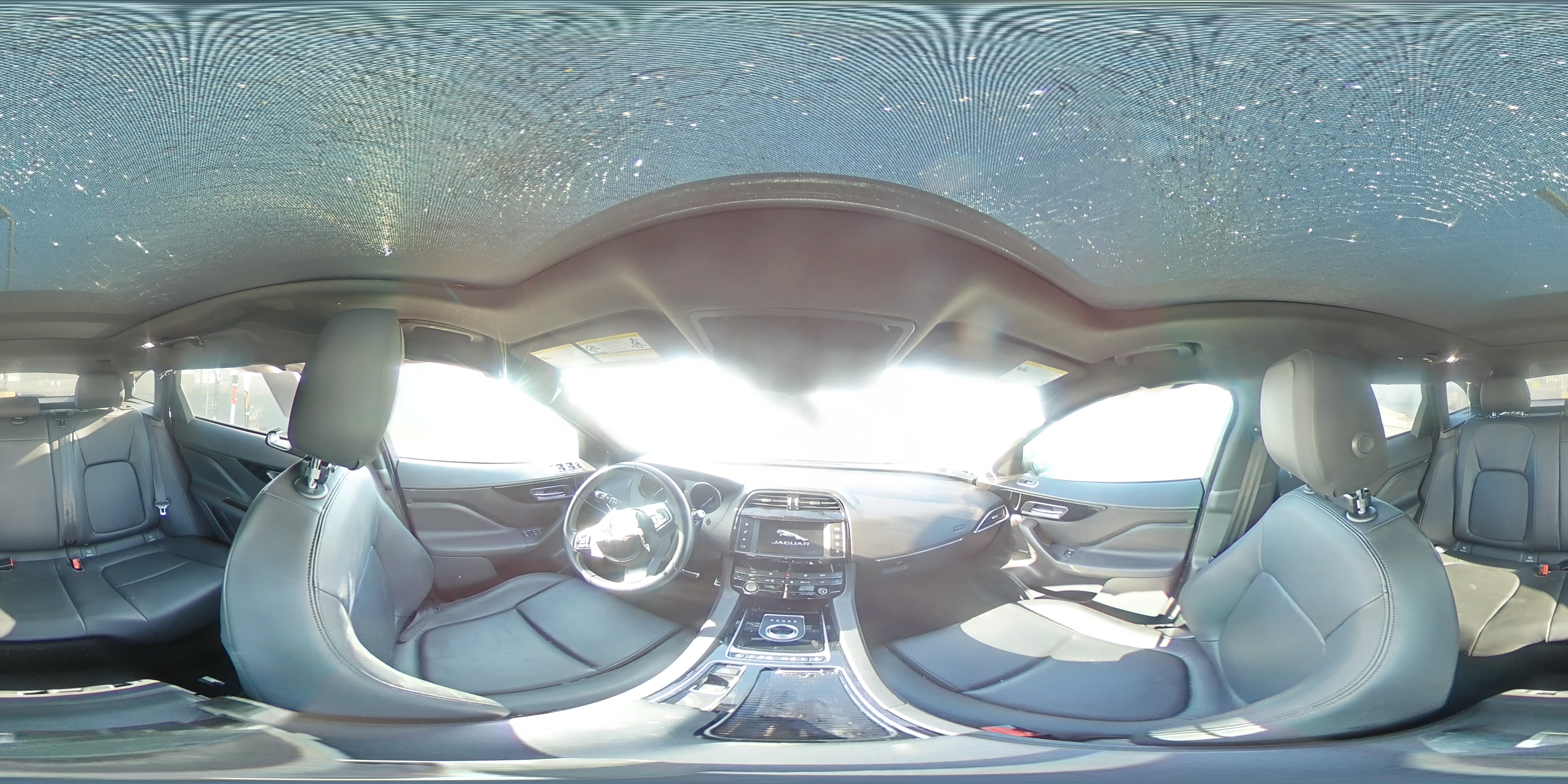 2018 Jaguar F-Pace - Image 14