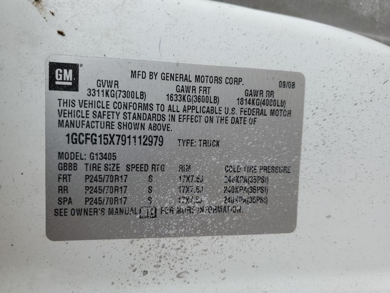2009 Chevrolet Express - Image 13