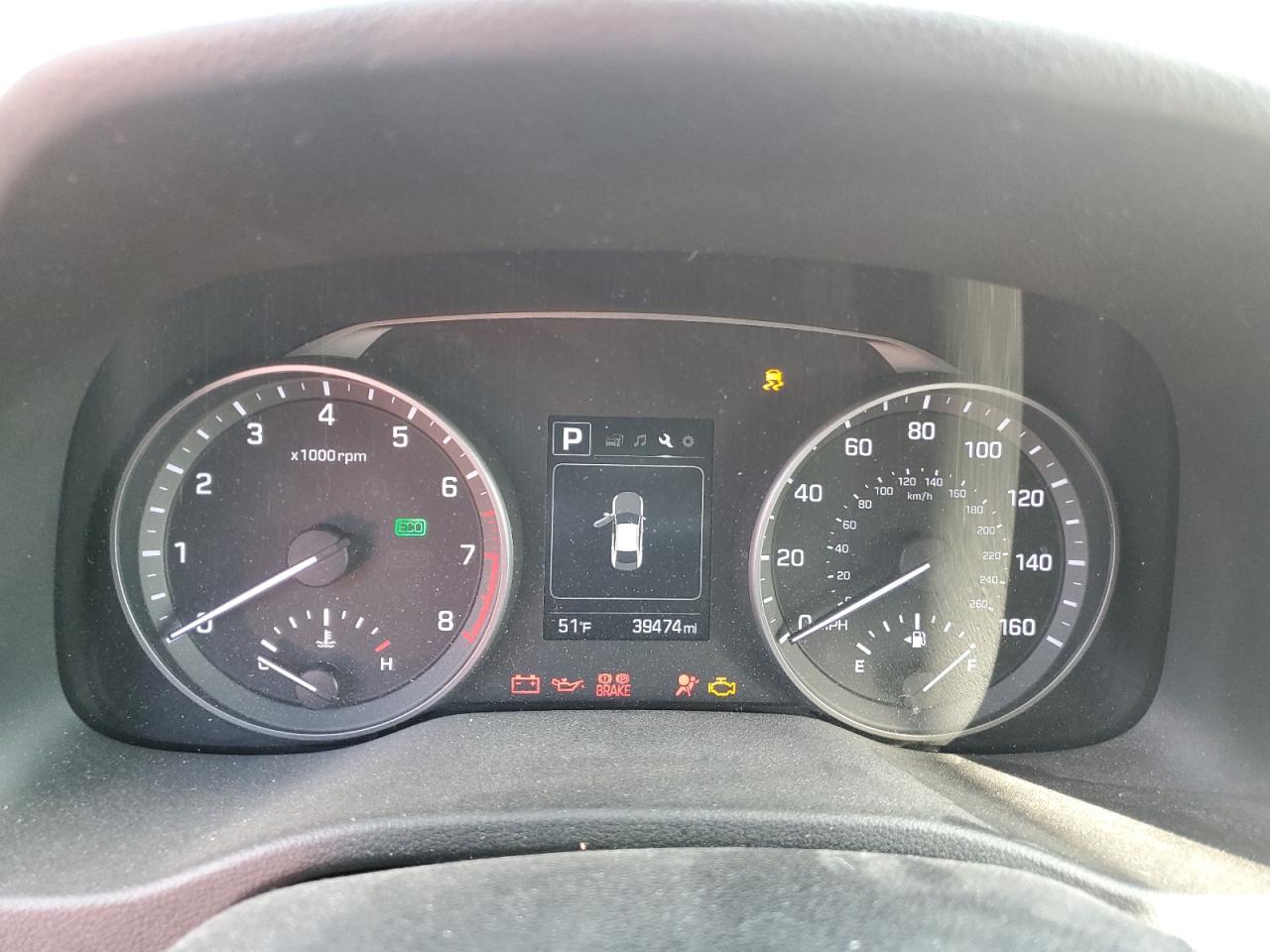 2018 Hyundai Elantra - Image 9
