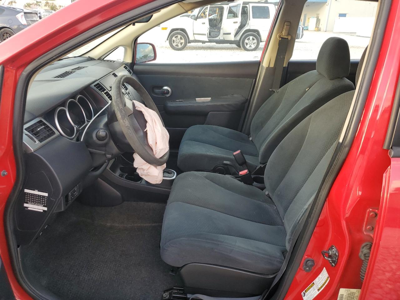 2010 Nissan Versa - Image 7