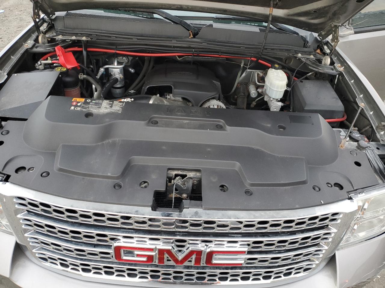 2014 GMC Sierra - Image 11