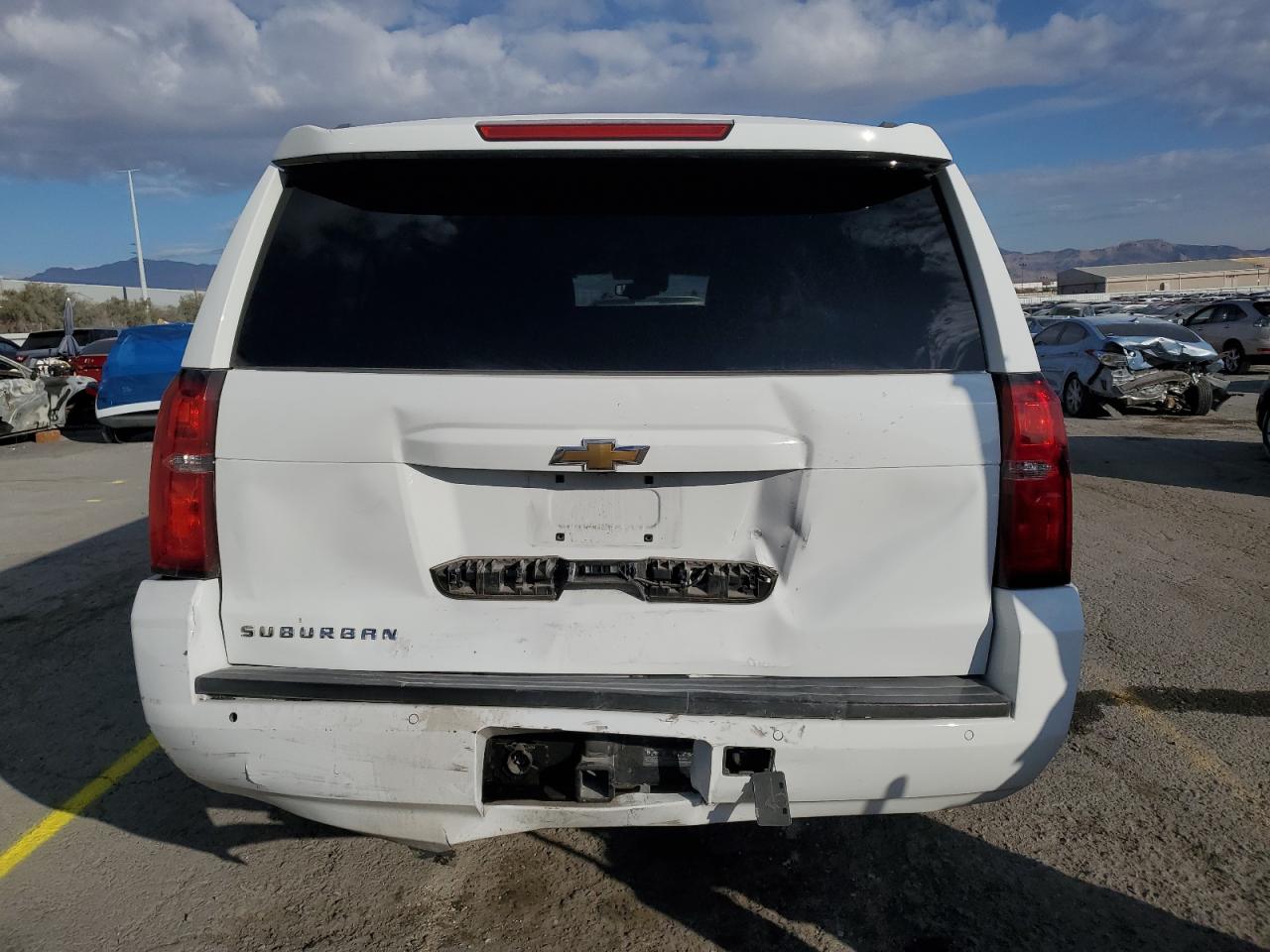 1GNSCHKC2JR102152 CHEVROLET SUBURBAN 2018