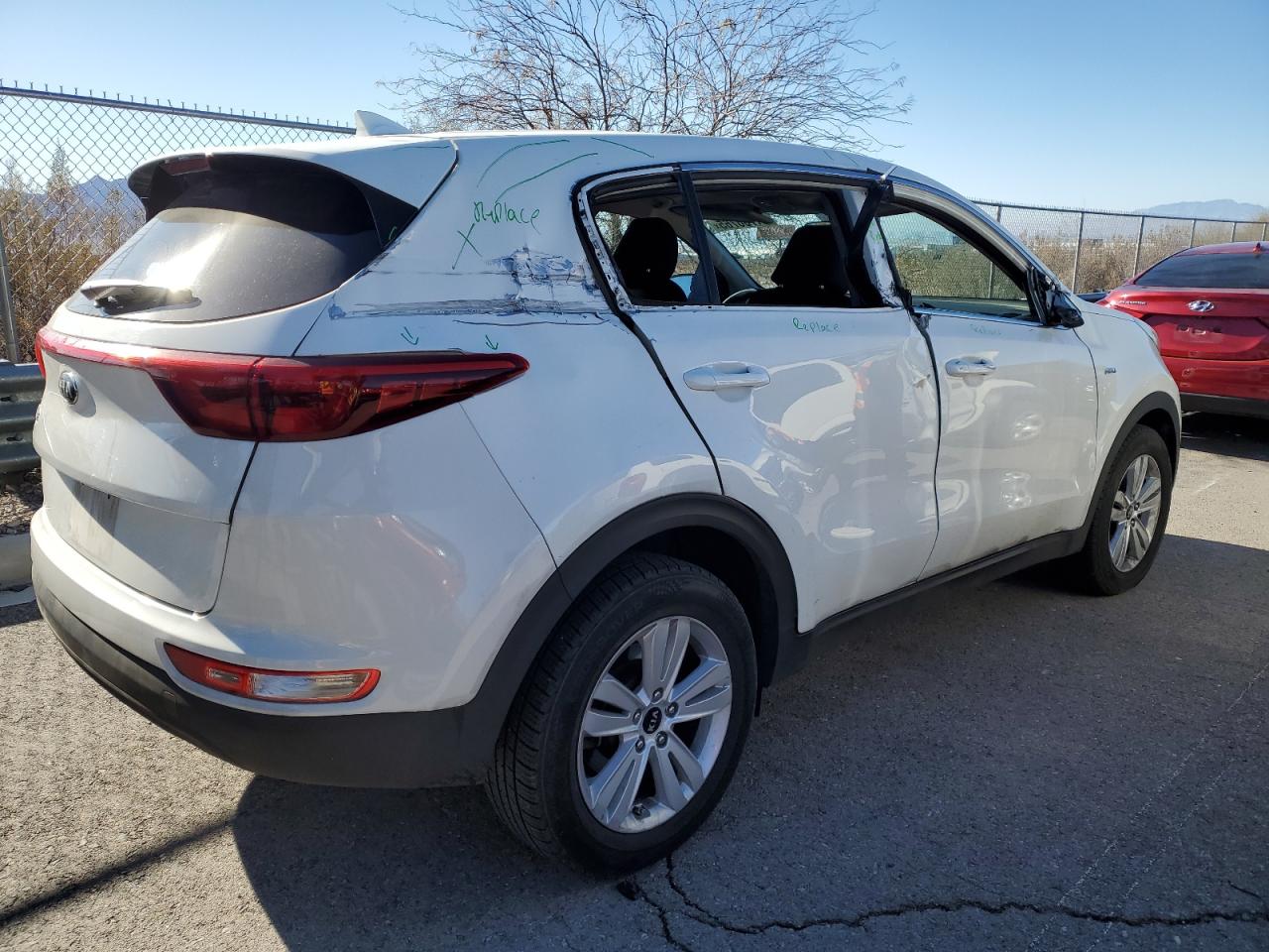 2018 Kia Sportage - Image 3