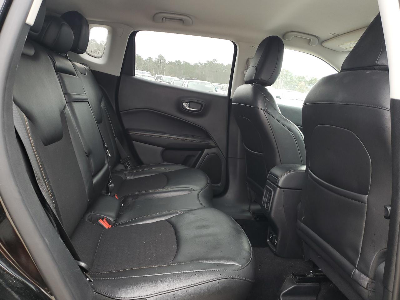 2019 Jeep Compass - Image 10