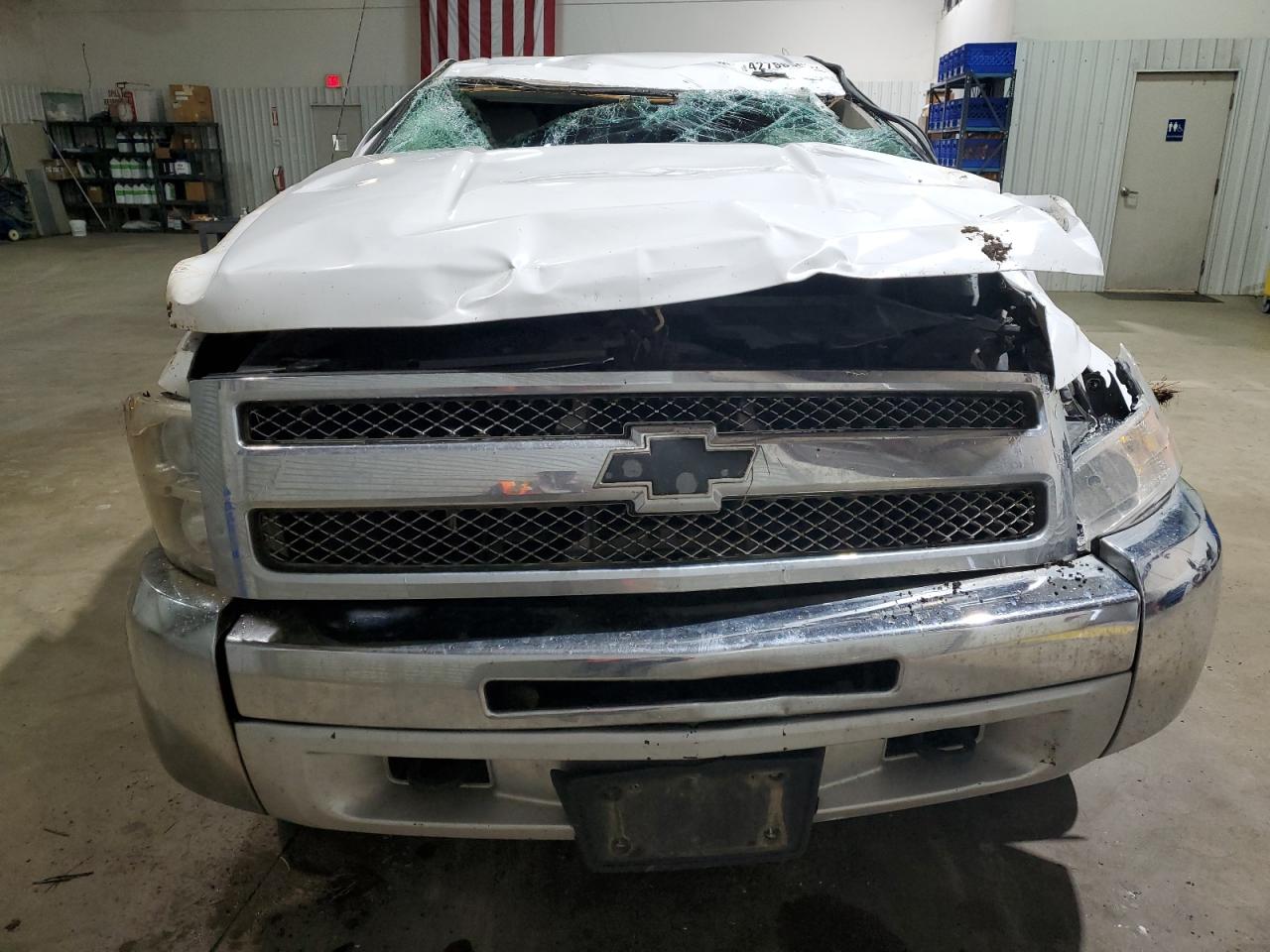 2013 Chevrolet Silverado - Image 5
