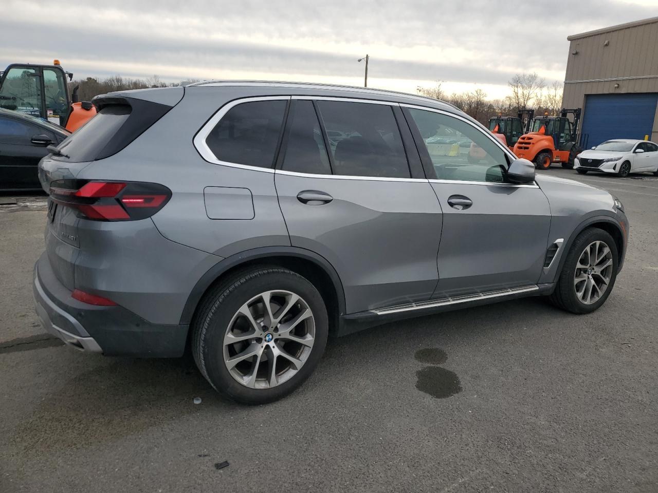 2024 BMW X5 - Image 3