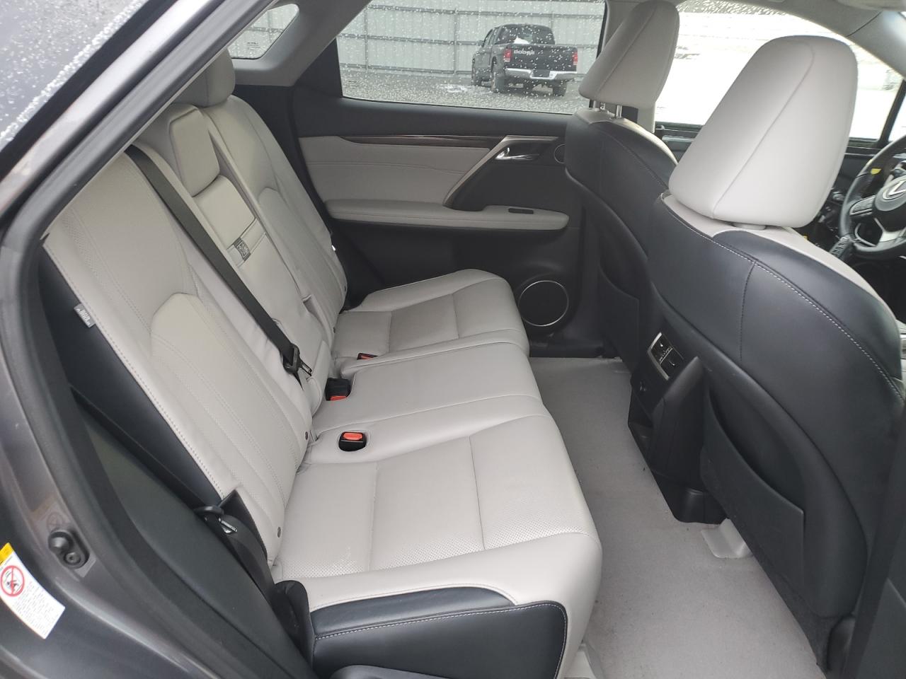 2017 Lexus RX - Image 11