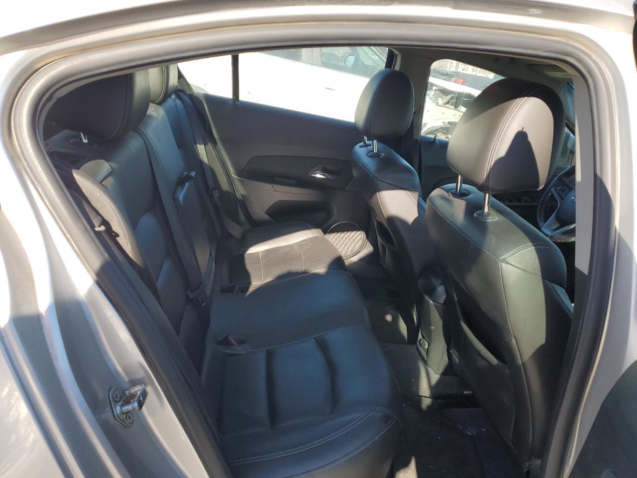 2012 Chevrolet Cruze - Image 10