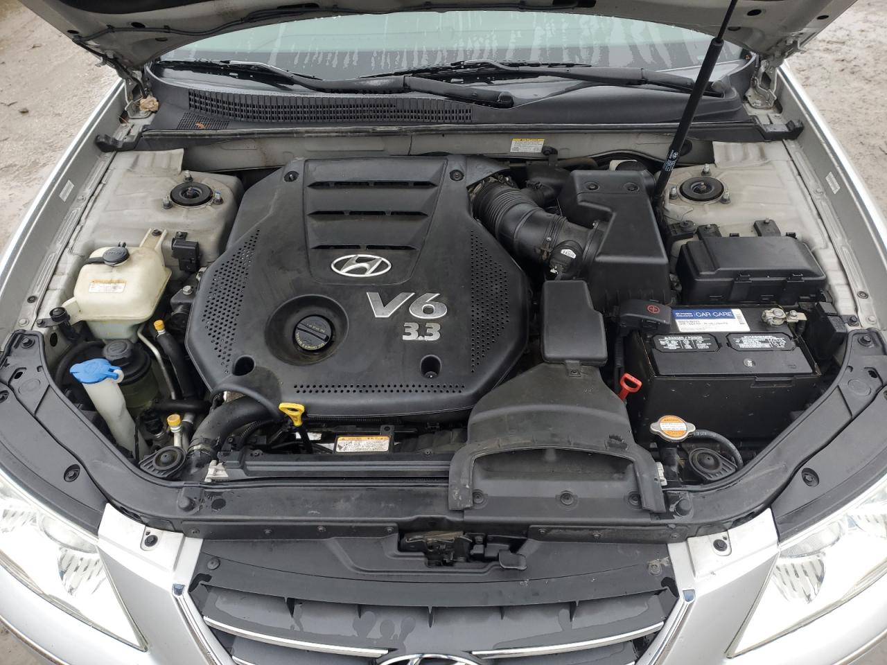 2009 Hyundai Sonata - Image 11