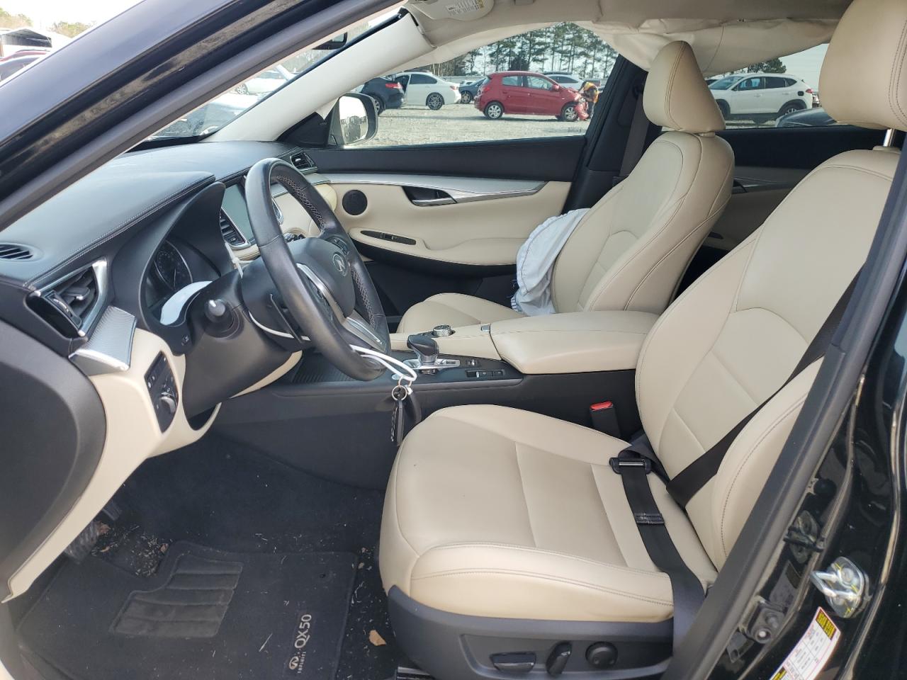2021 Infiniti QX50 - Image 7
