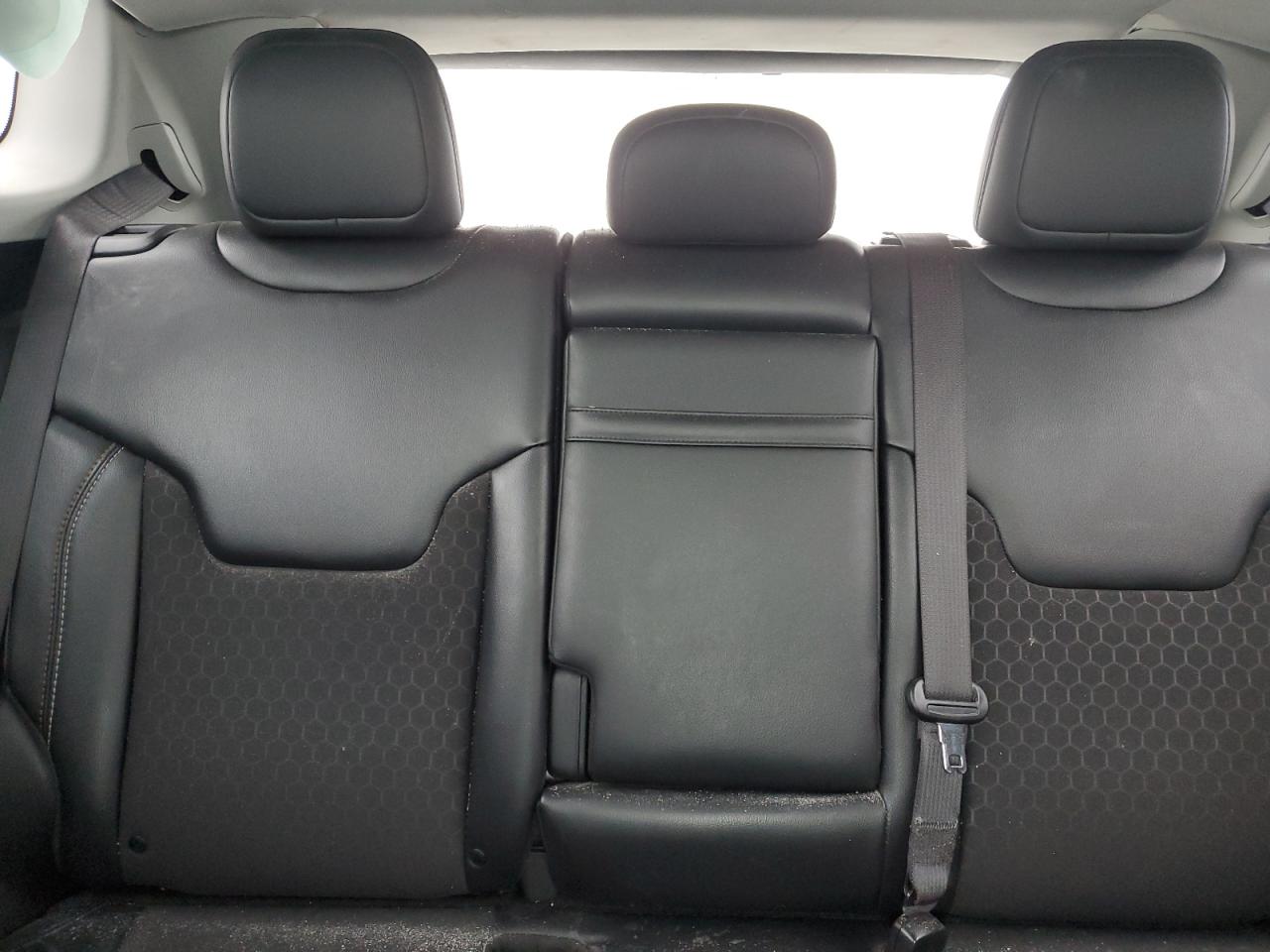 3C4NJDBB8KT849808 JEEP COMPASS 2019