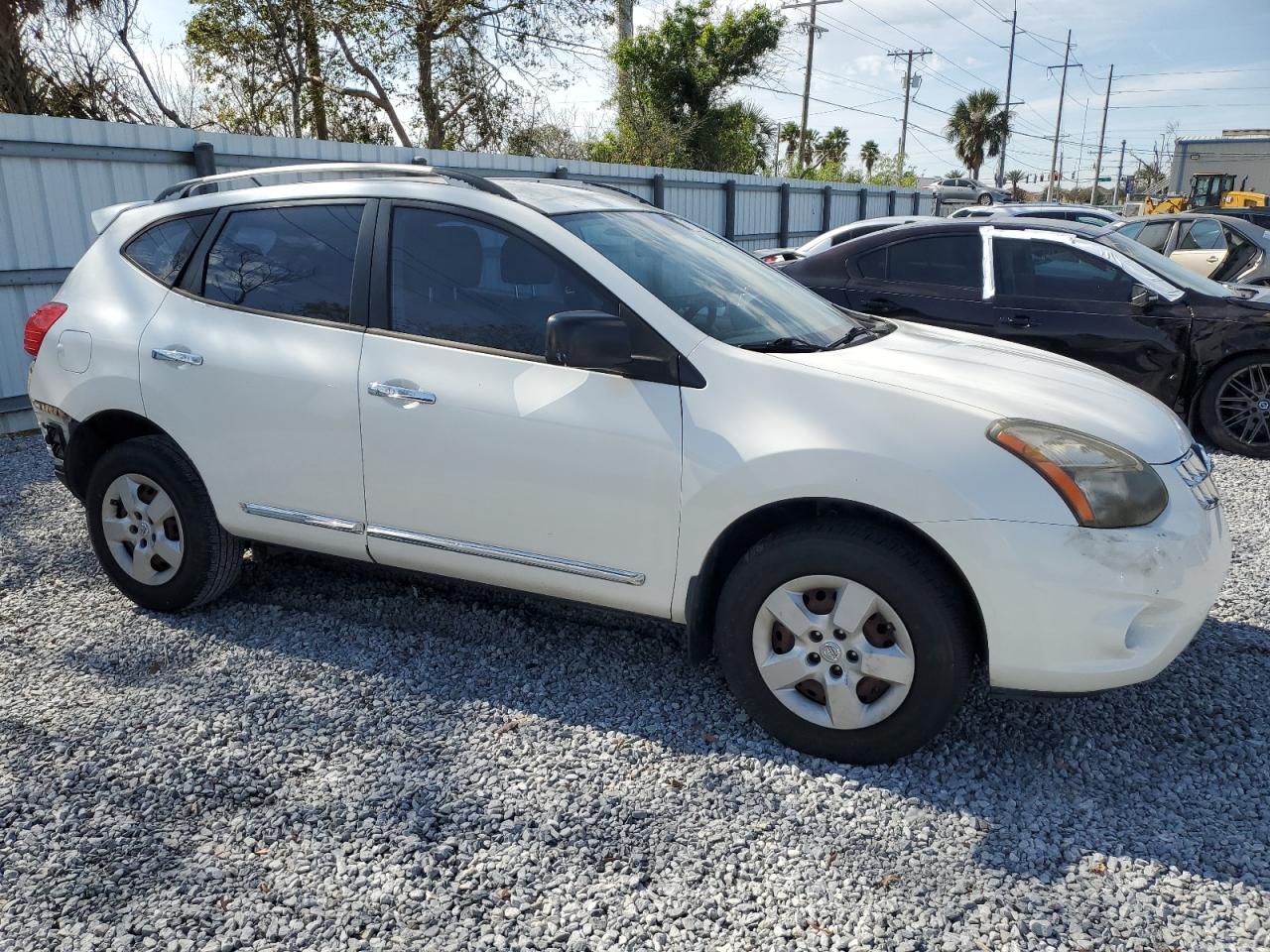 2014 Nissan Rogue - Image 4