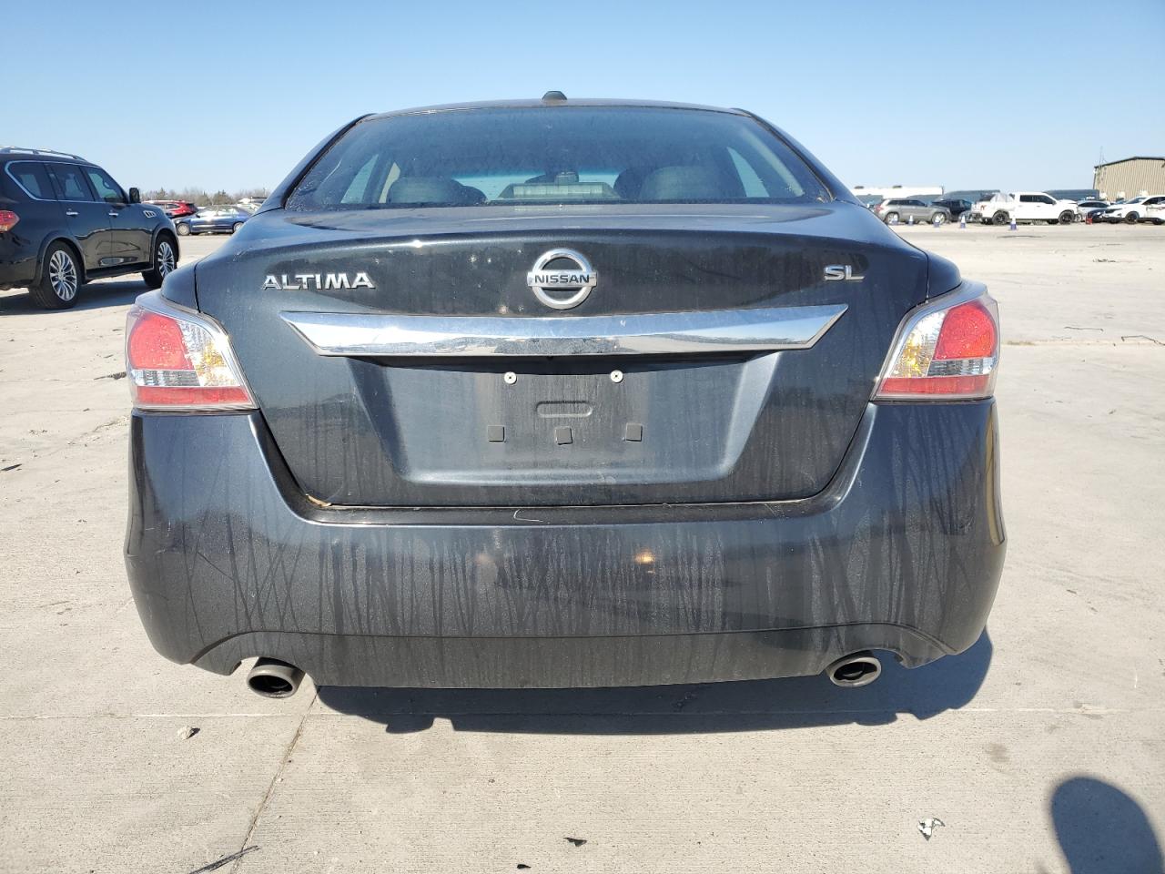 2015 Nissan Altima - Image 6