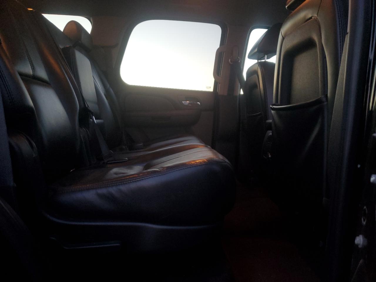 2007 Chevrolet Tahoe - Image 11