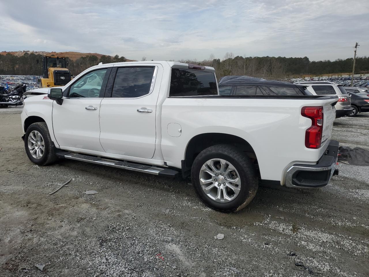 2023 Chevrolet Silverado - Image 2