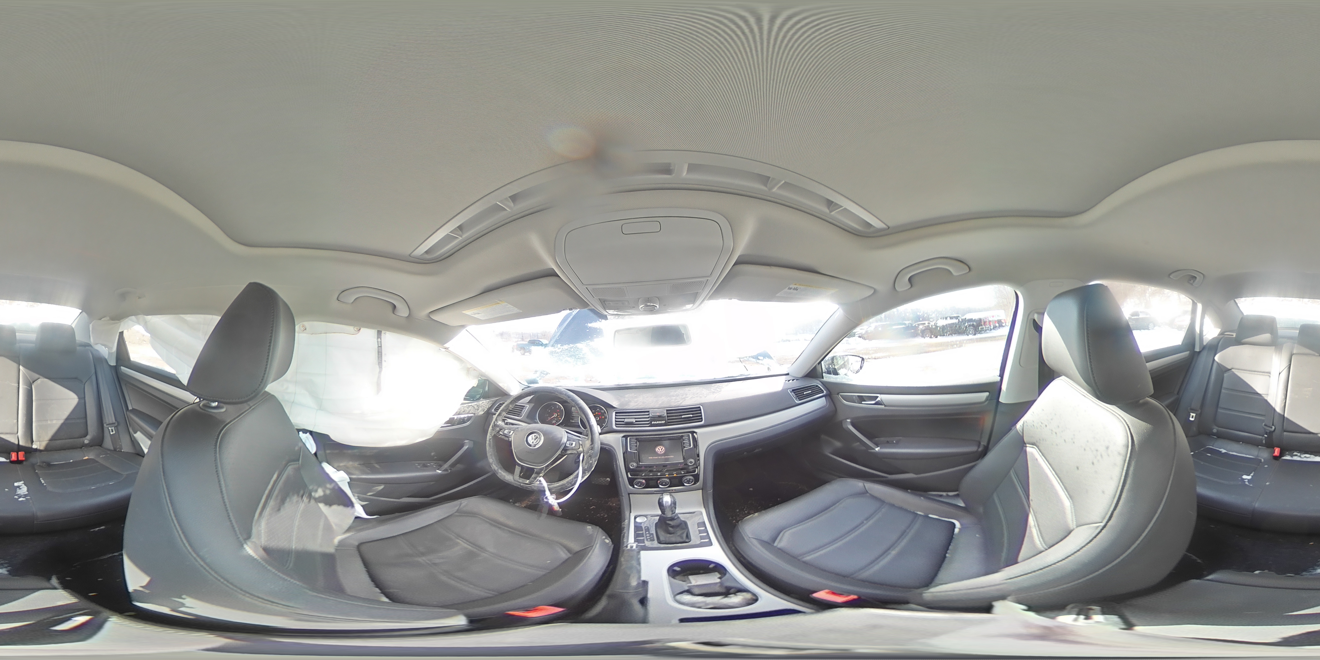 2019 Volkswagen Passat - Image 12