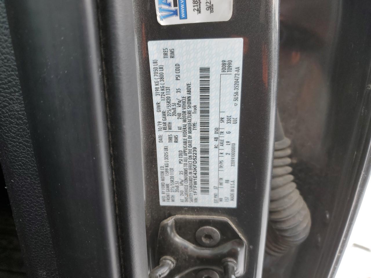 2019 Ford F-150 - Image 12