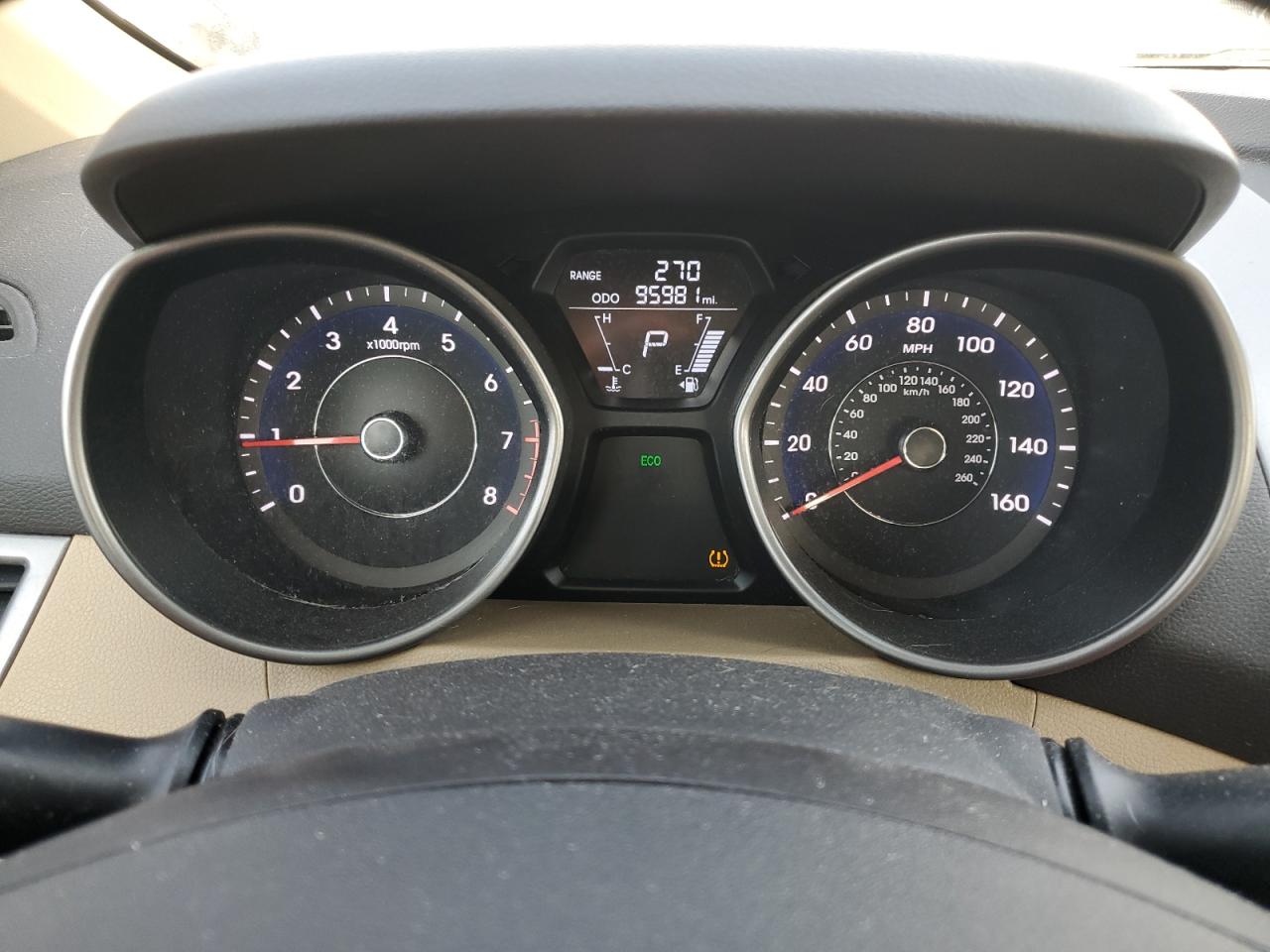 2012 Hyundai Elantra - Image 9