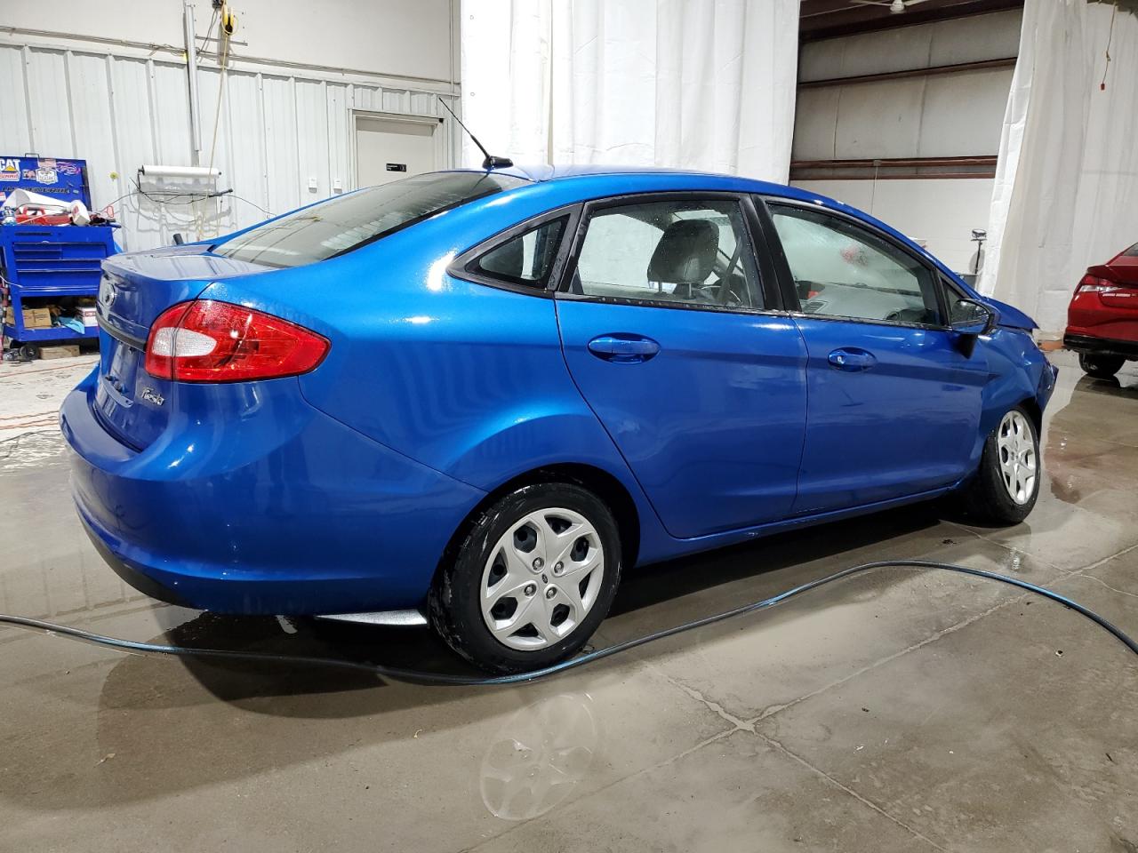 2011 Ford Fiesta - Image 3