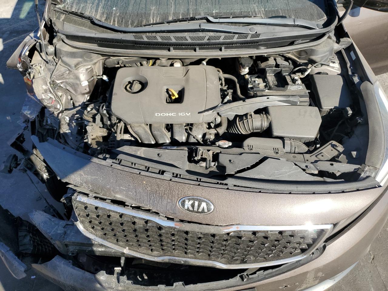 2017 Kia Forte - Image 11