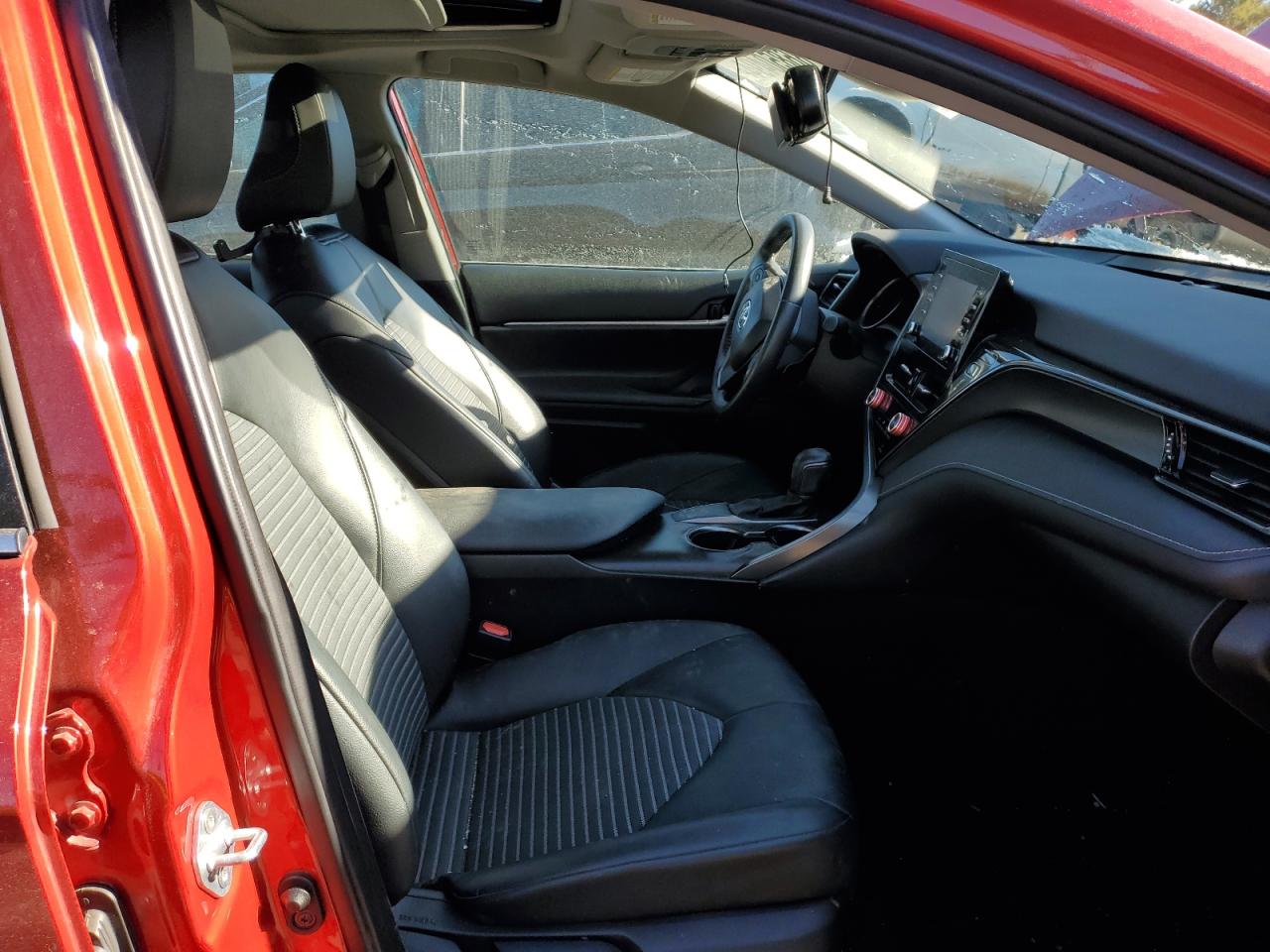 2021 Toyota Camry - Image 7