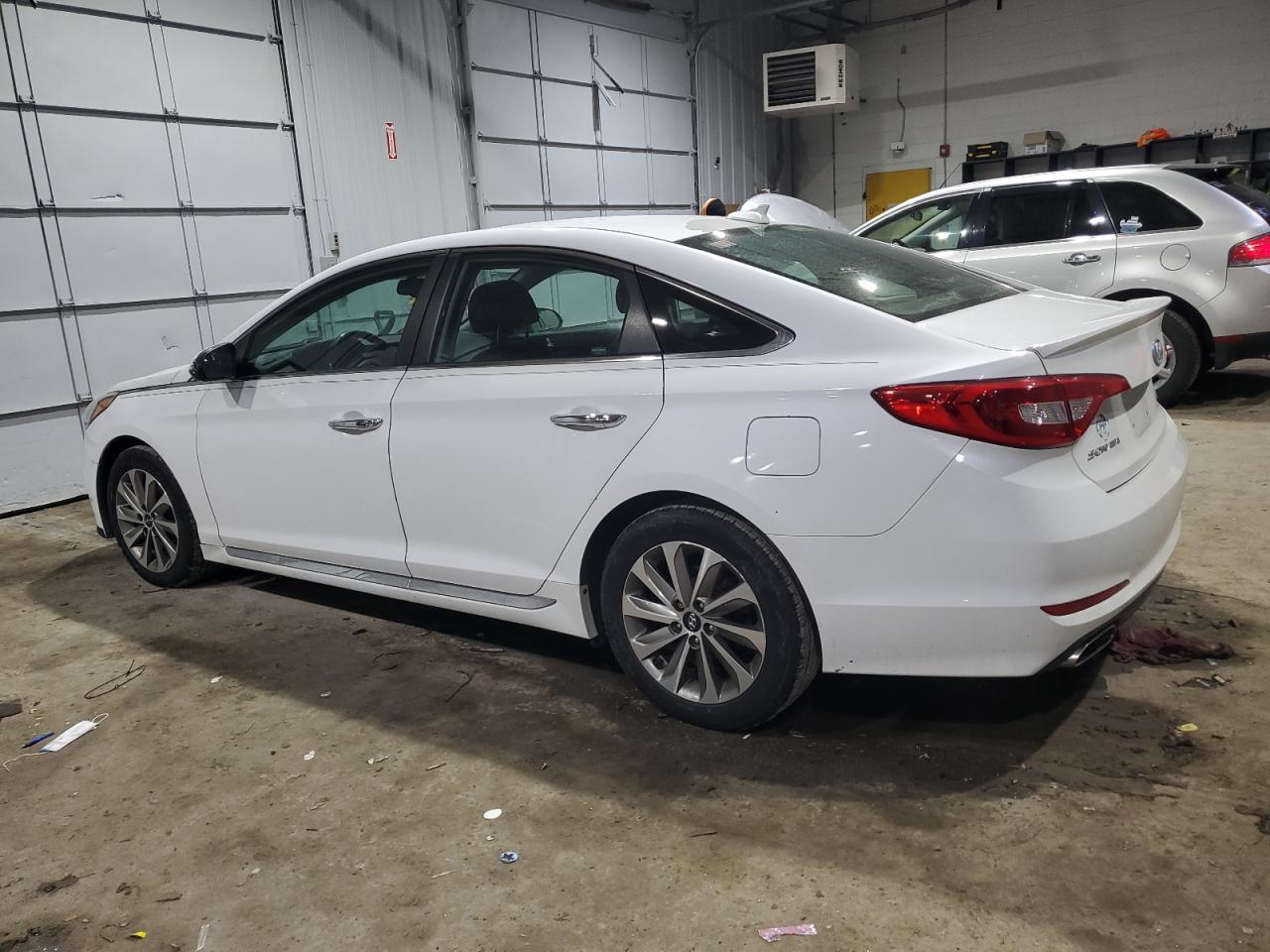 2017 Hyundai Sonata - Image 2