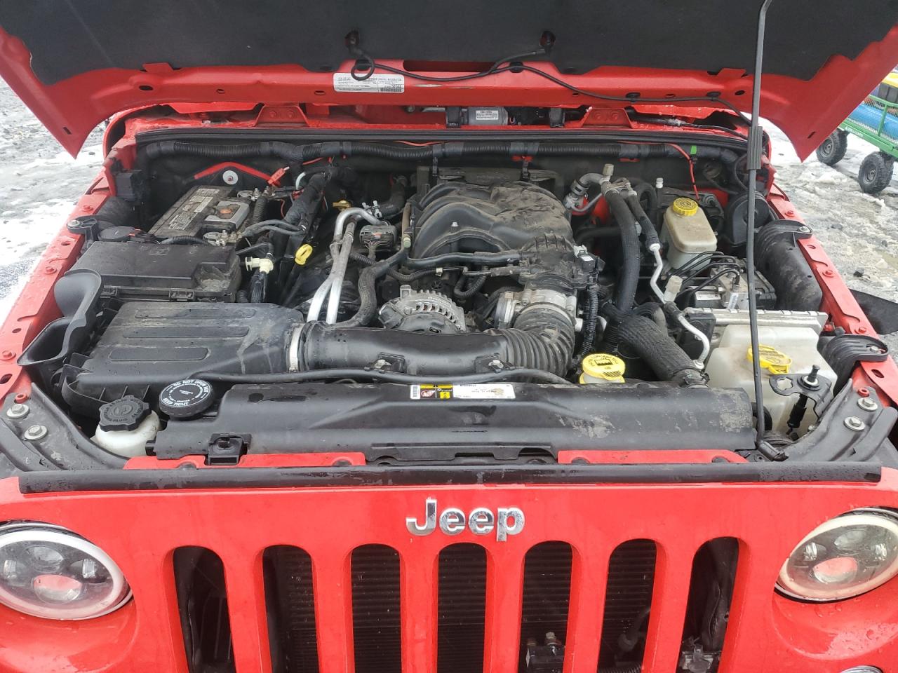 2016 Jeep Wrangler - Image 12