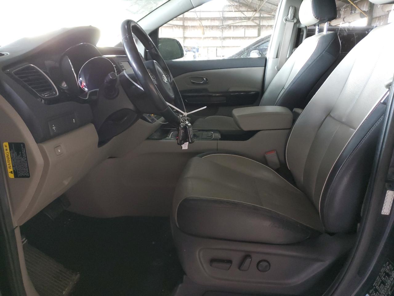 2016 Kia Sedona - Image 7