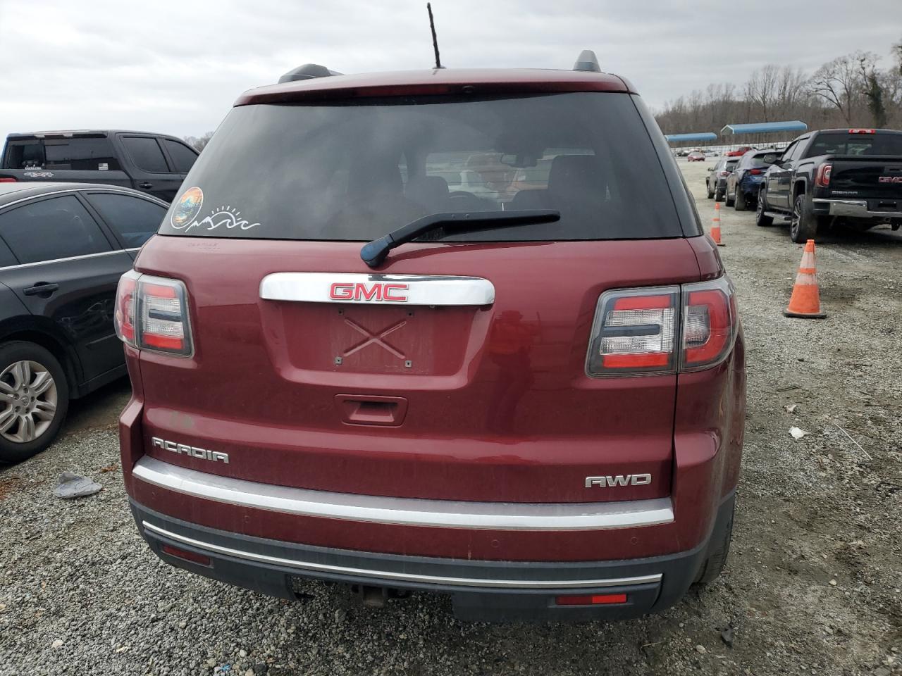 2015 GMC Acadia - Image 6