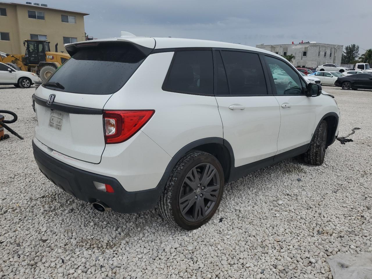 2021 Honda Passport - Image 3