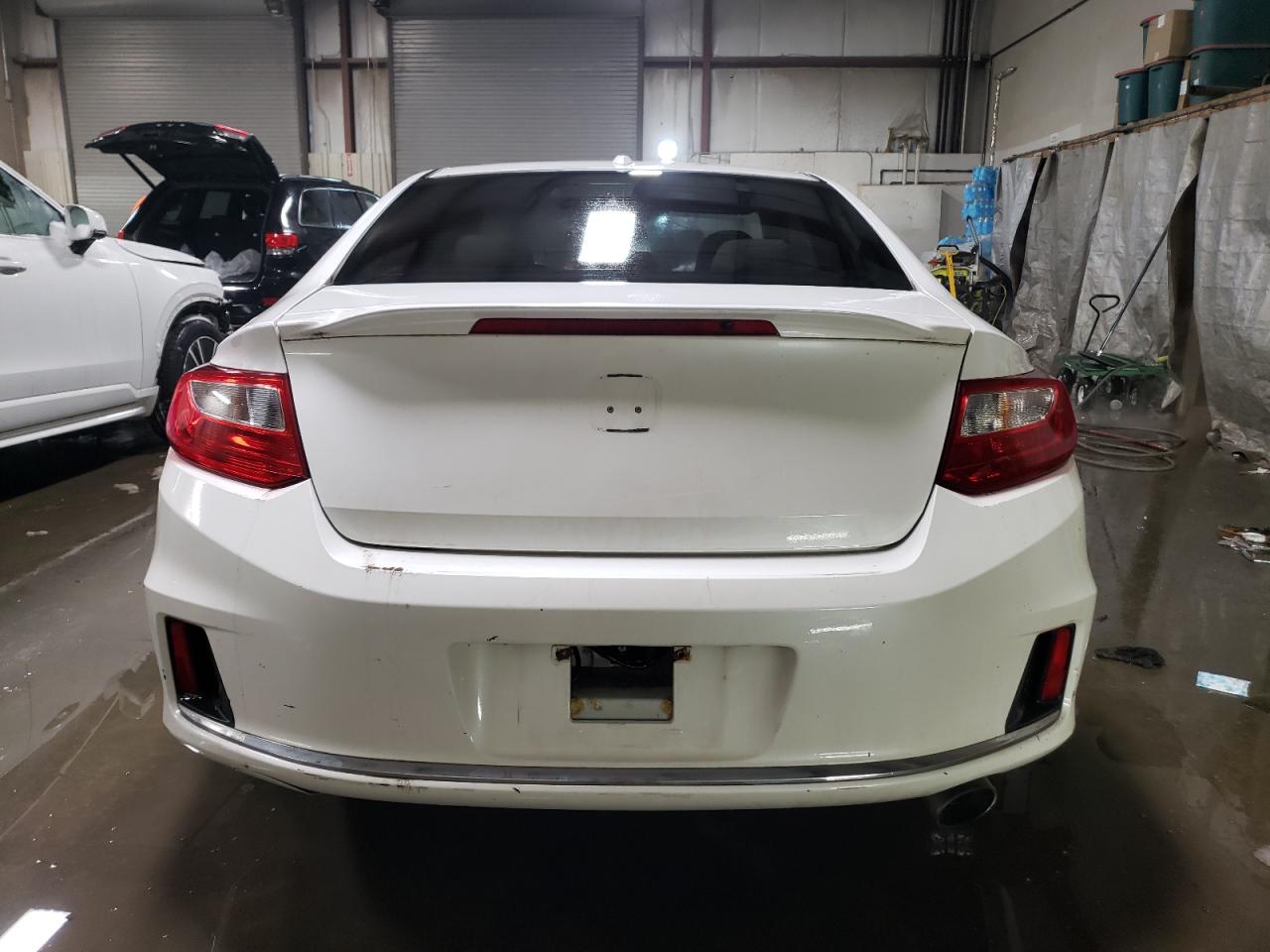 2014 Honda Accord - Image 6
